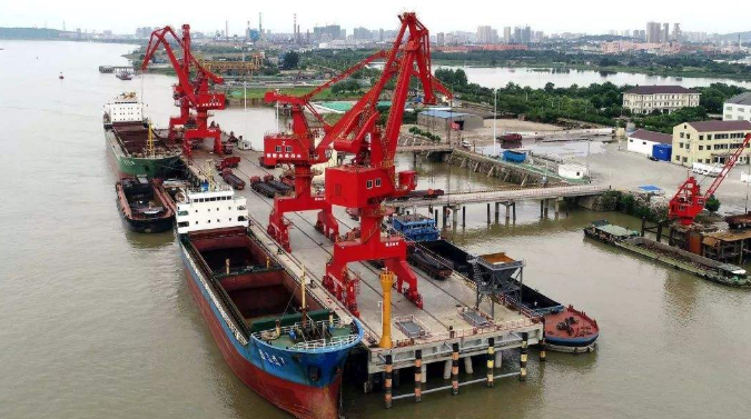 启东概述露天料场港口封闭问题的实行方法